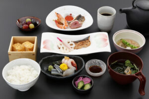 朝食イメージ（2泊目）　和定食<br />
食事会場　2Fレストラン